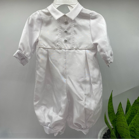 Lauren Madison Baby boys full-length shantung romper in white size 6/9 months - Picture 3 of 7